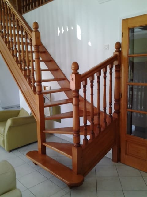 Le remplacement d'escalier : AVANT Le remplacement d'escalier : AVANT