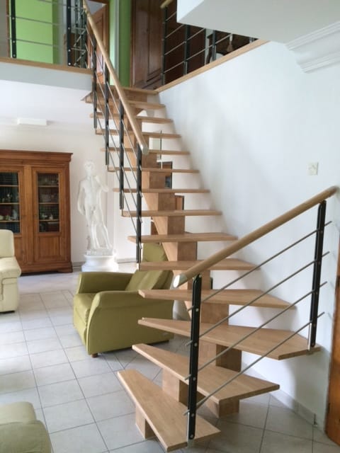 Le remplacement d'escalier : APRES Le remplacement d'escalier : APRES