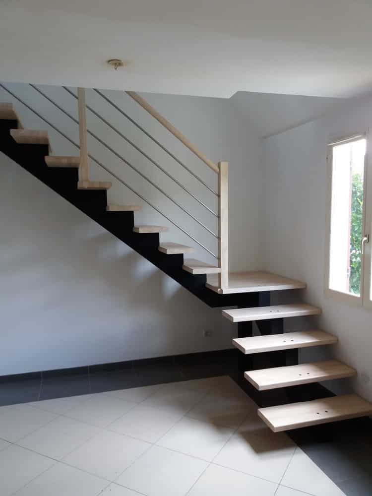 escalier bois destockage