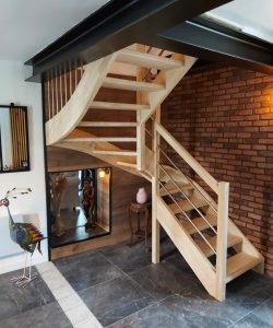 escalier bois demi tournant