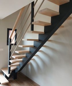 escalier bois limon central
