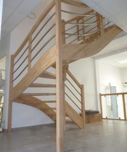 escalier bois quart tournant